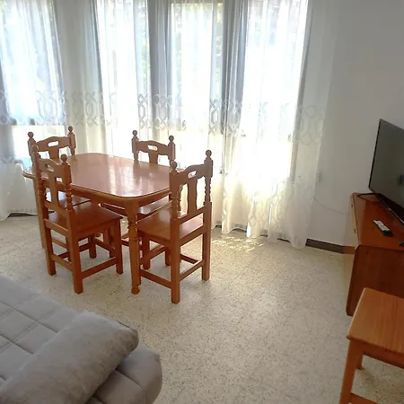 Estirpe, 4-7 דירה *