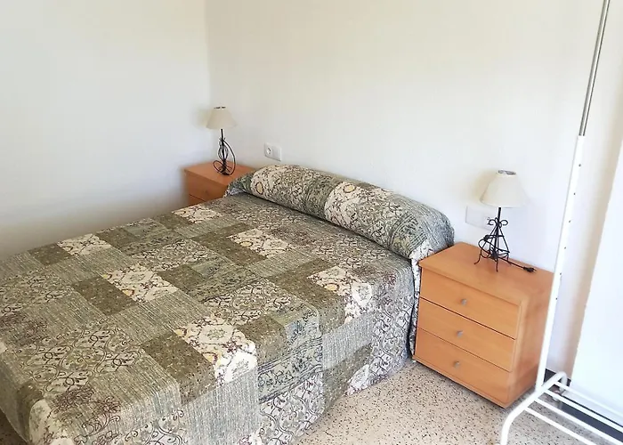Apartman Estirpe, 4-7 Cullera